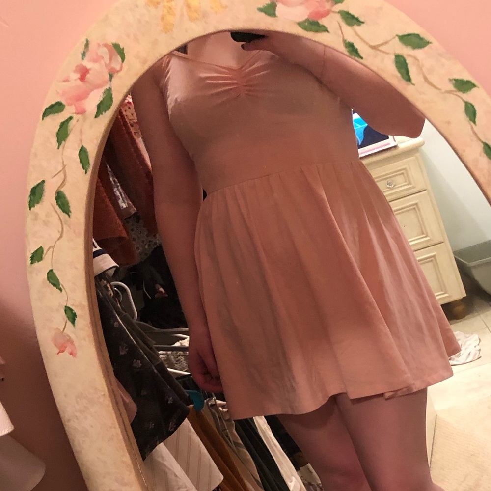 pink dress